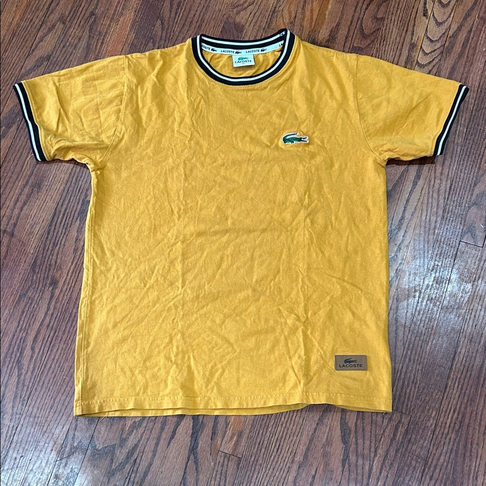 Lacoste Men’s Yellow Short-Sleeve Crewneck Tee with Green Crocodile size XL
